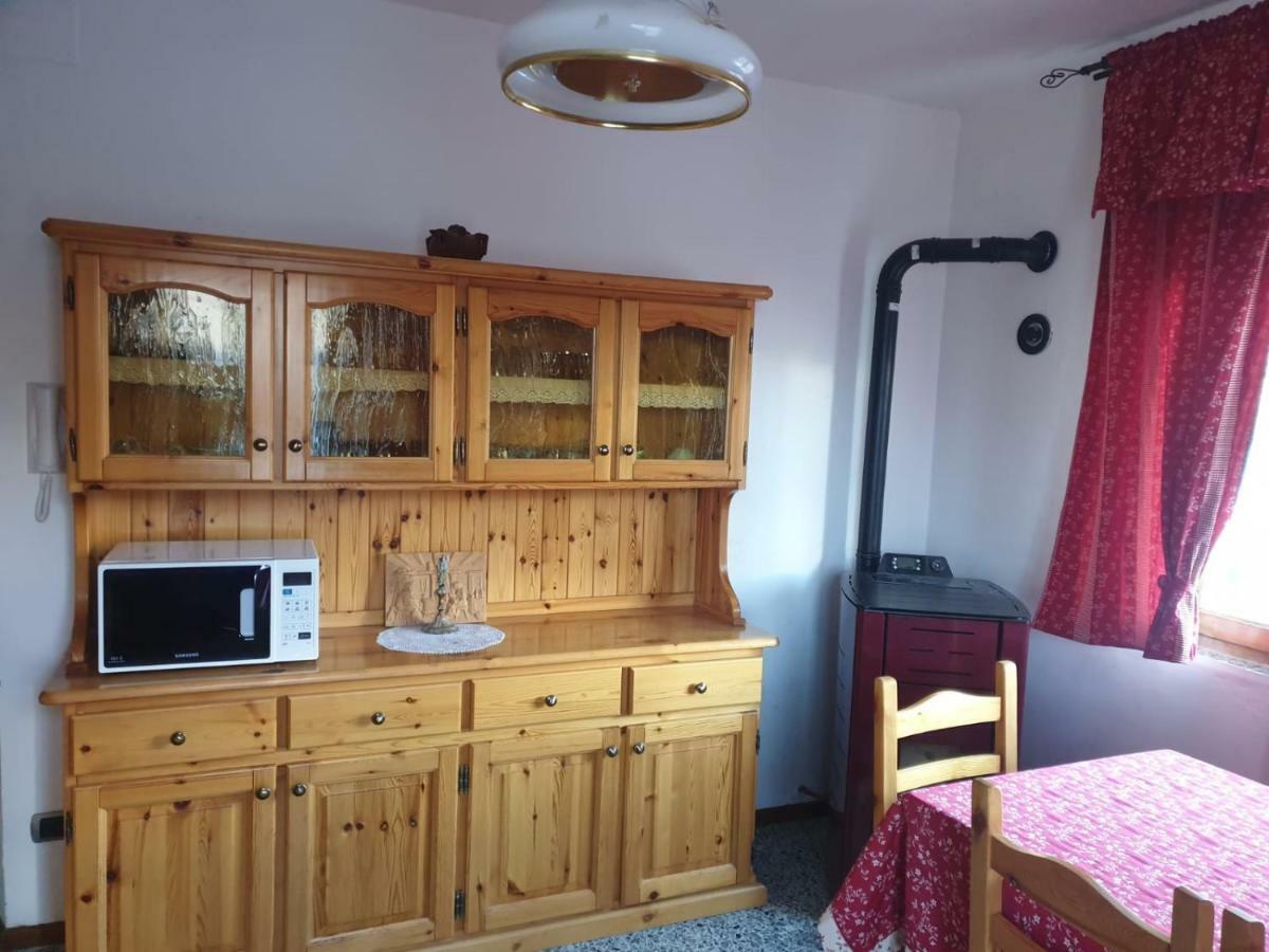 Ferienwohnung Il Dehors Champdepraz Exterior foto